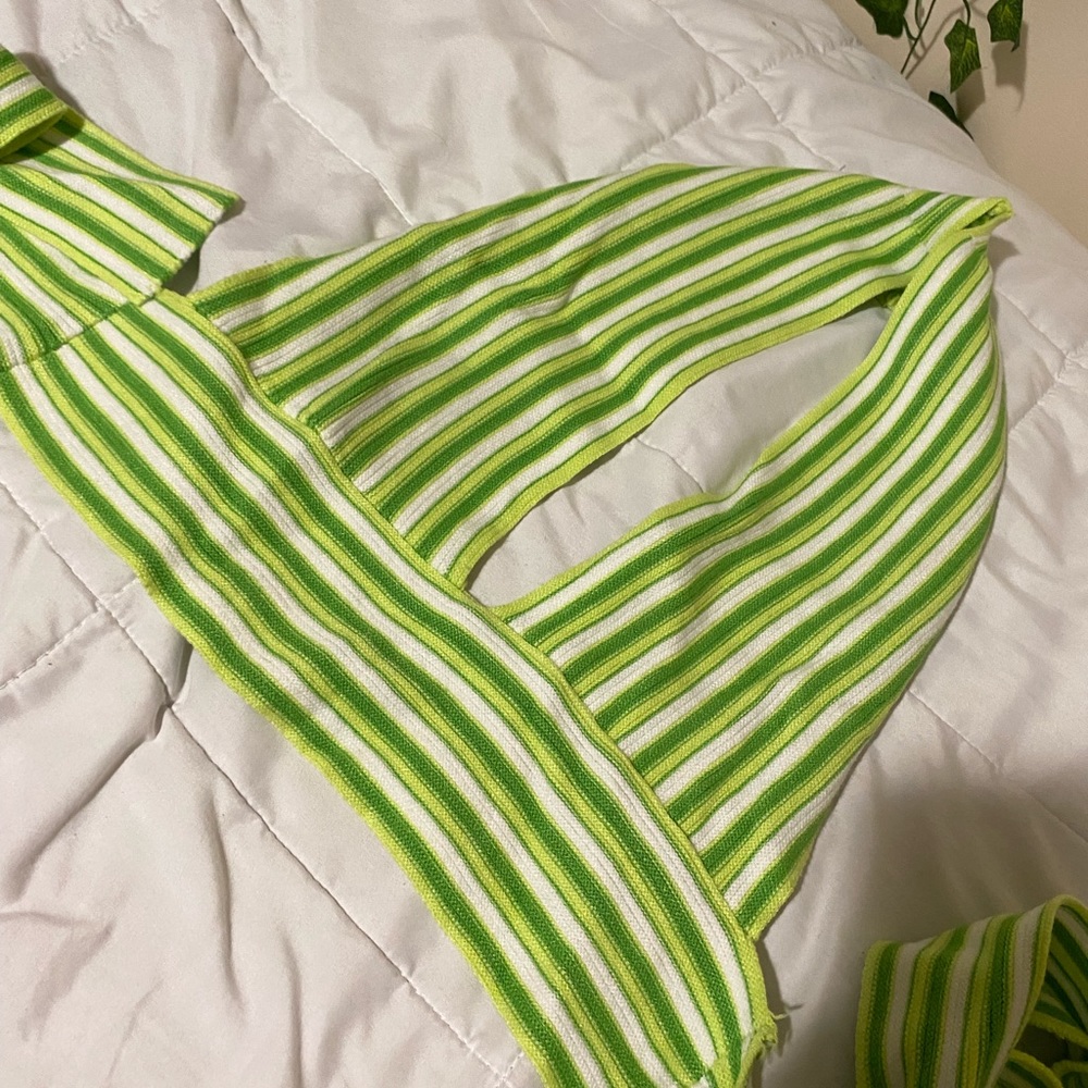 Shein Green Knit Cropped Top
